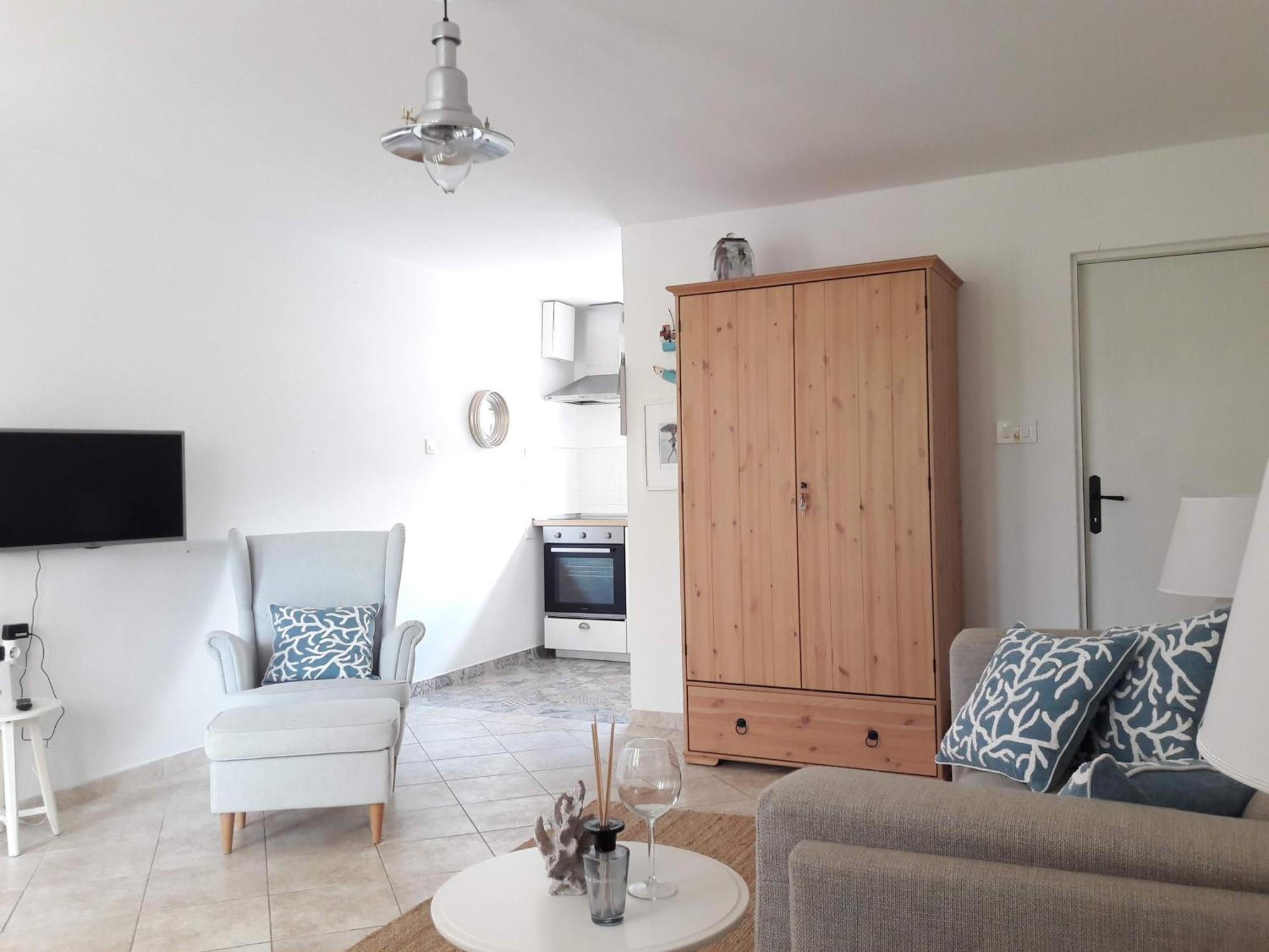 Holiday Home On Island Of Krk Малинска Екстериор снимка